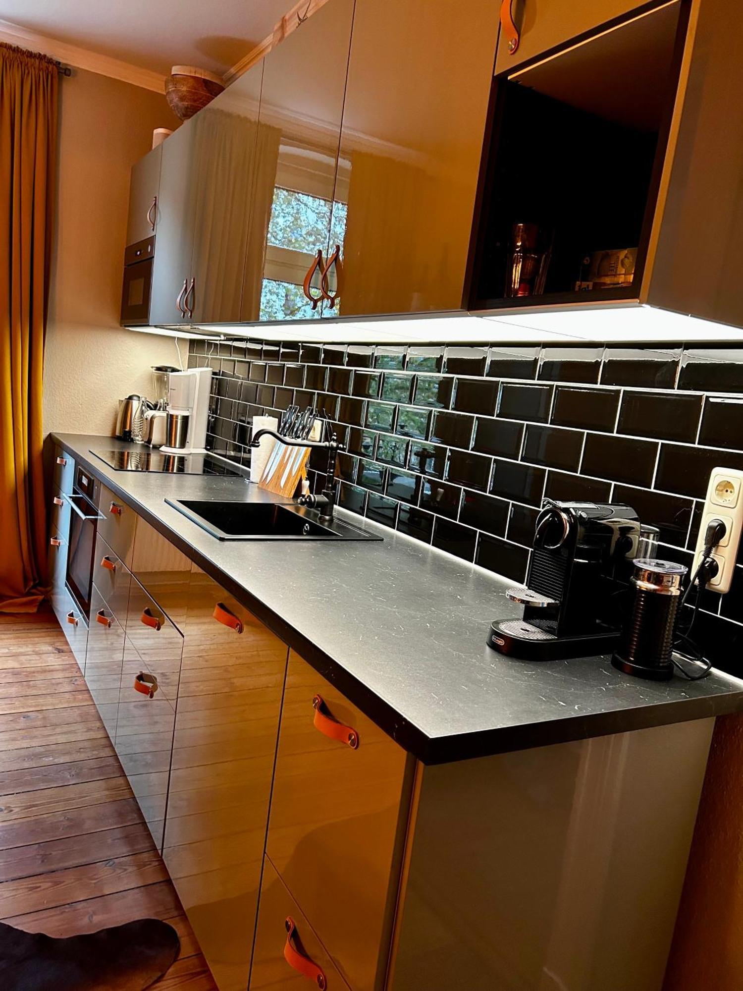 Apartament Deluxe Altbaucharme In Zentraler Lage Kilonia Zewnętrze zdjęcie