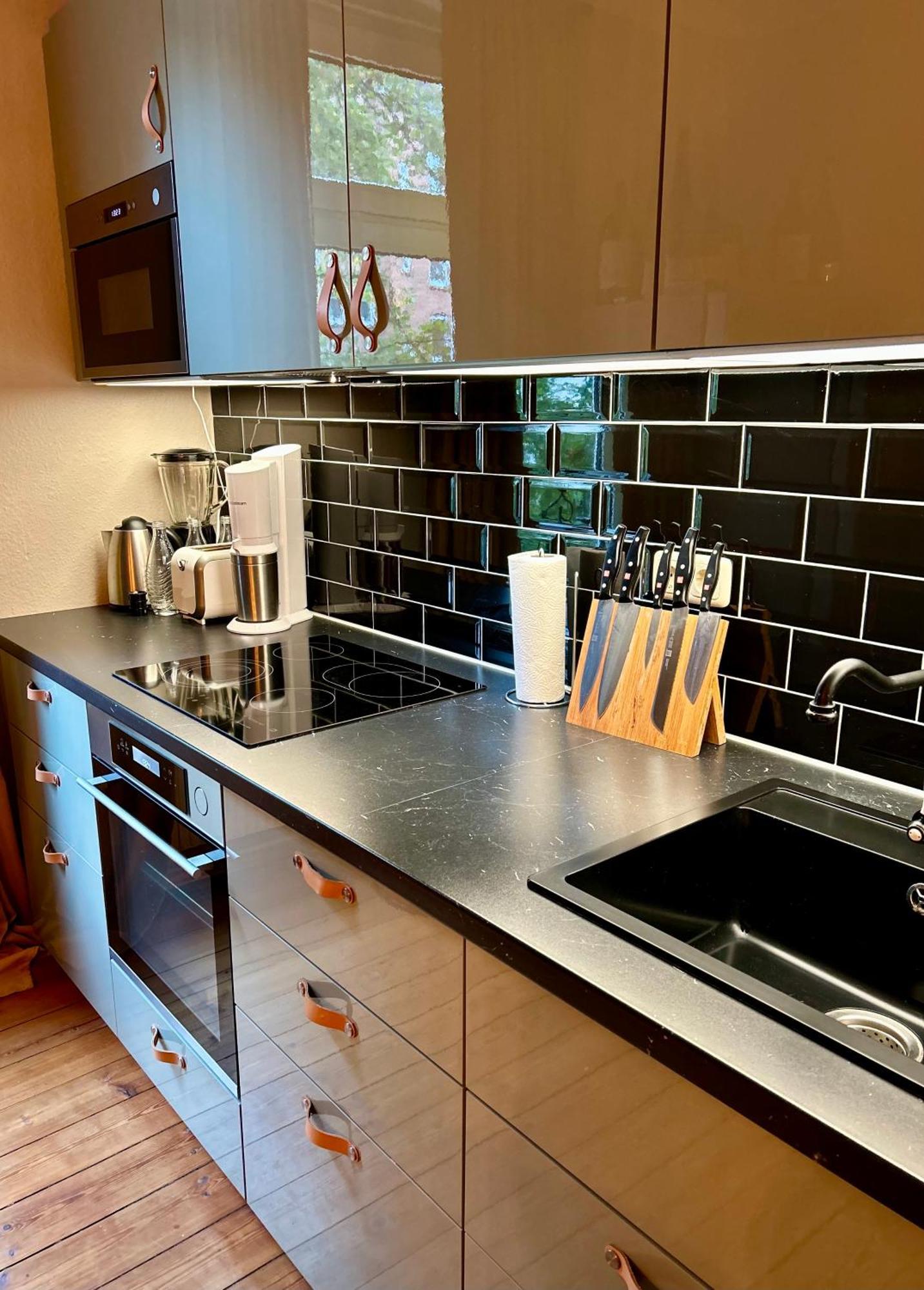 Apartament Deluxe Altbaucharme In Zentraler Lage Kilonia Zewnętrze zdjęcie